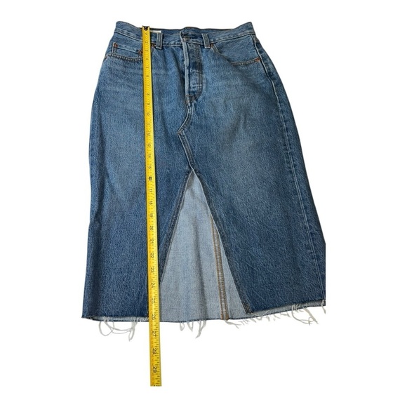 LEVI’S WOMEN DECONSTRUCTED MIDI SKIRT  Blue Denim size 26 US Equivalent: Small - Picture 2 of 12